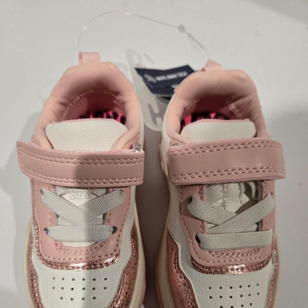 Oshkosh-b-gosh multi Trainers